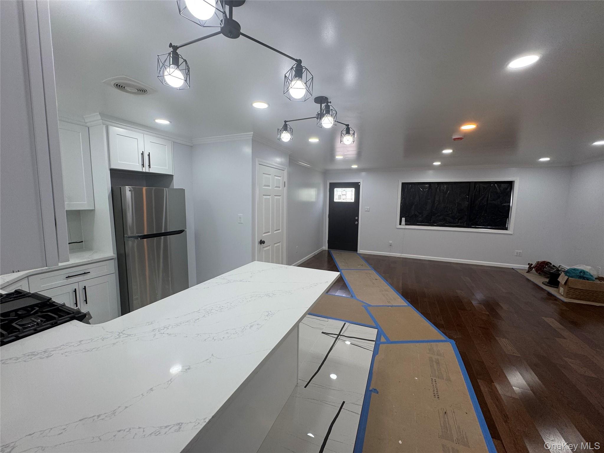 419 Milford Street Property Photo 19