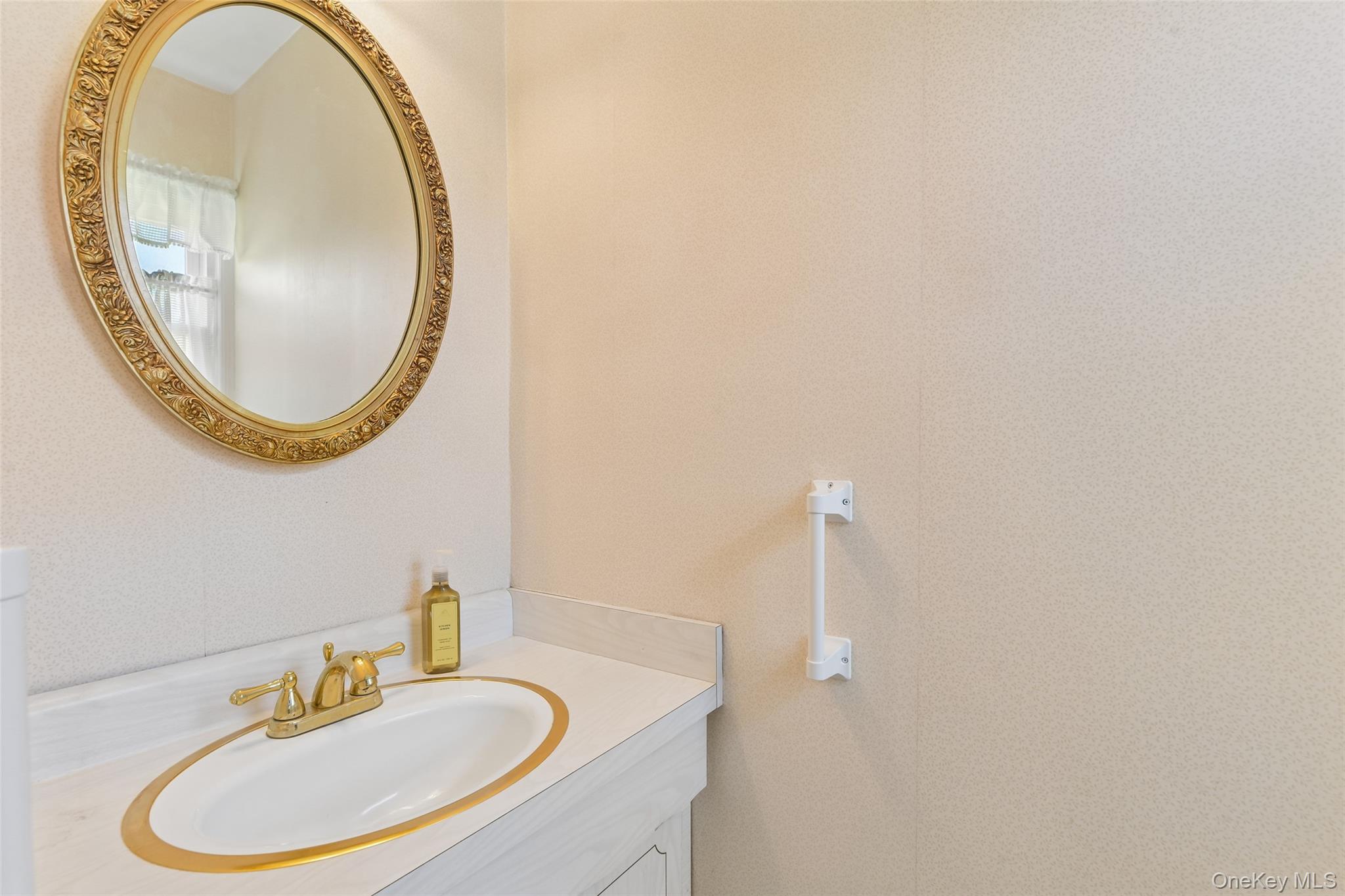 171 Rockaway Avenue Property Photo 9