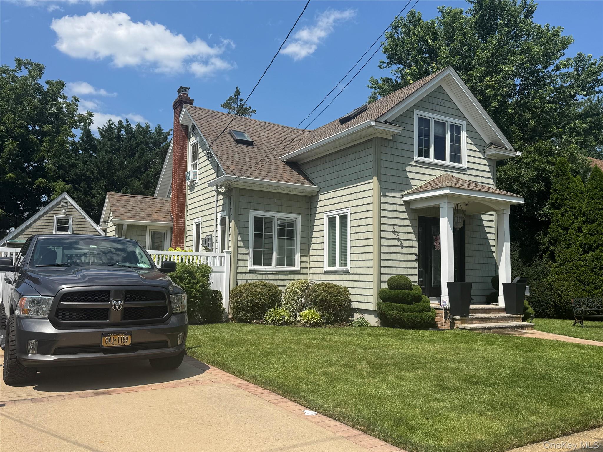238 Laclede Avenue Property Photo 18