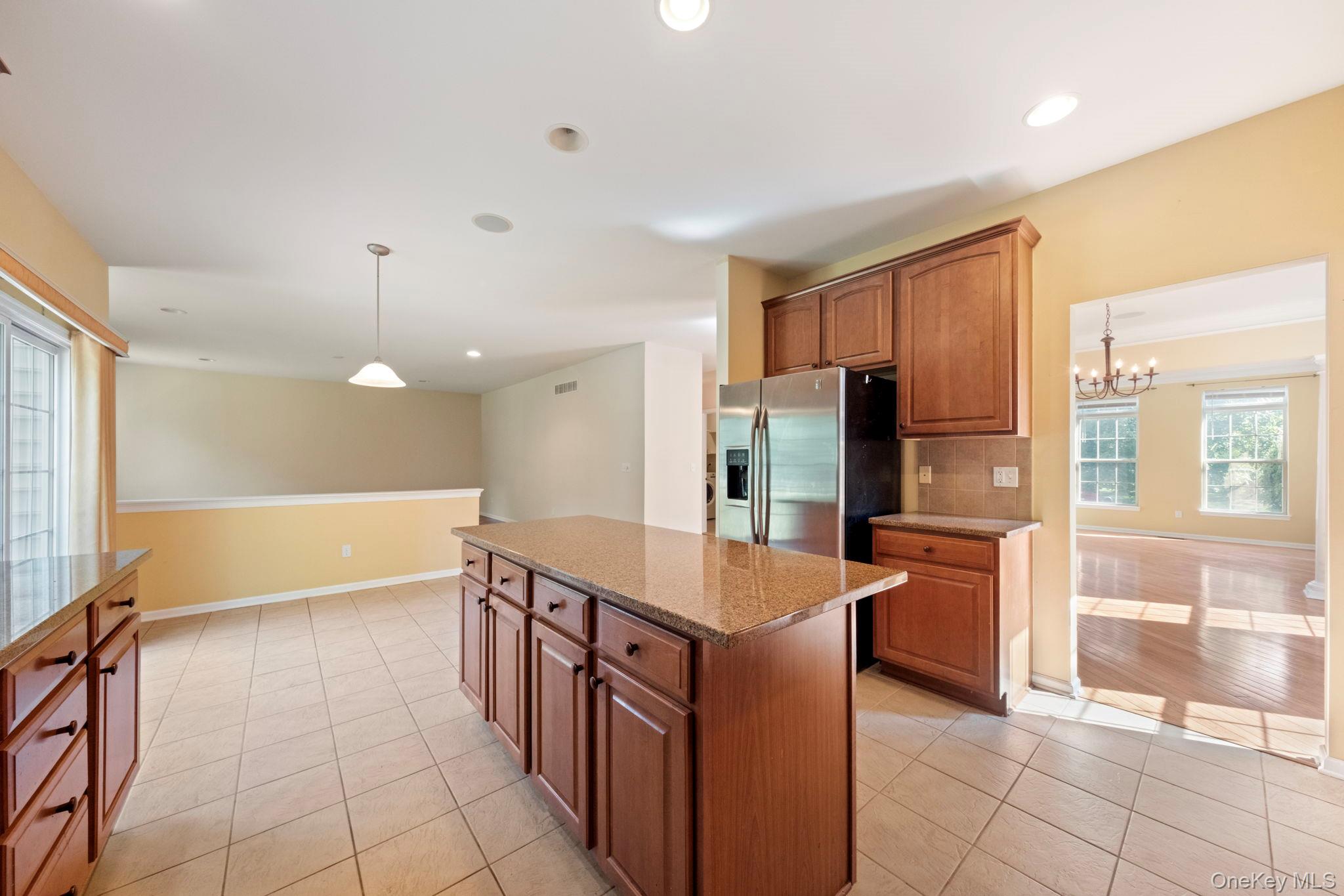 421 Vassar Place Property Photo 8