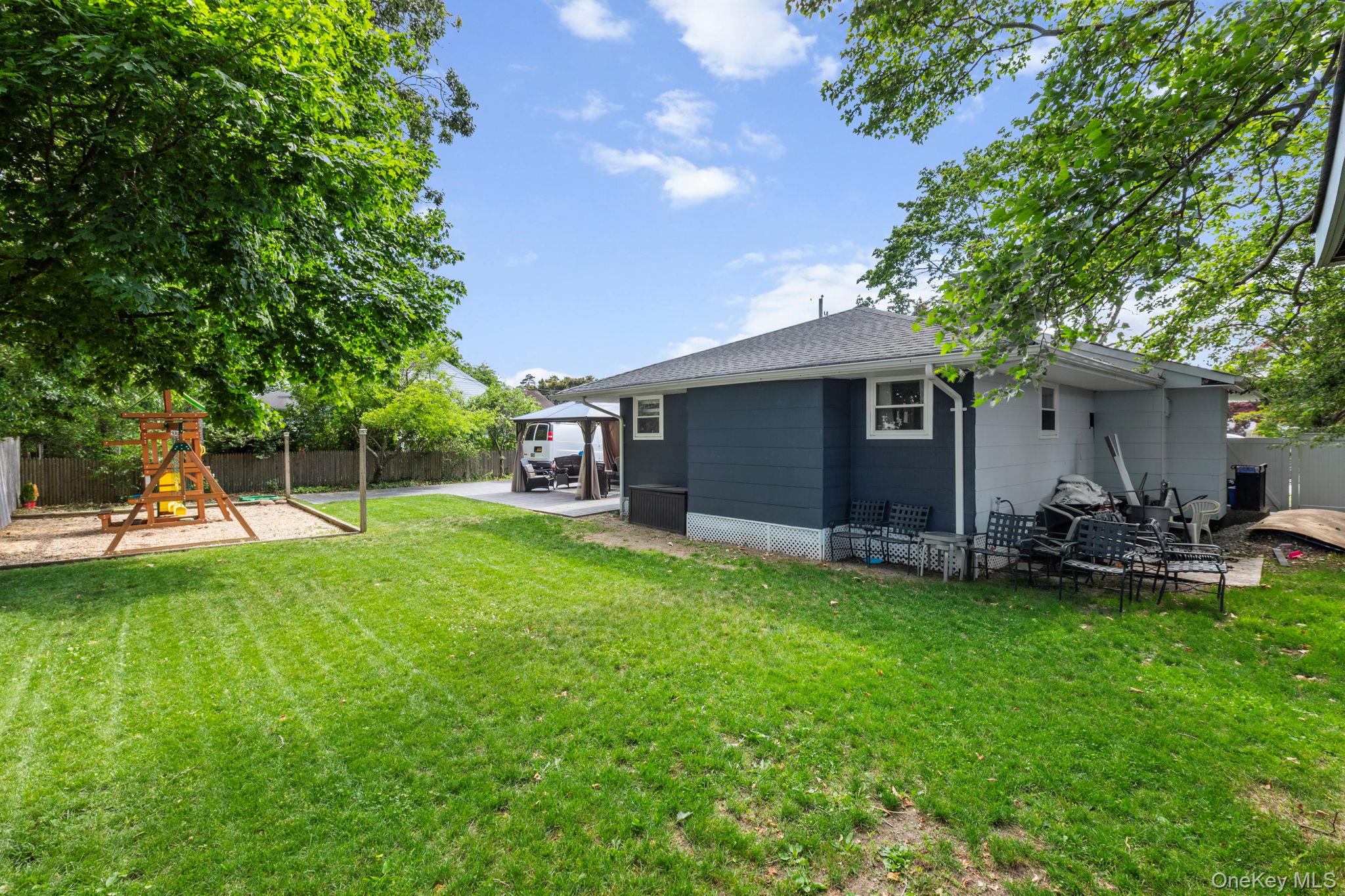 21 Choate Avenue Property Photo 19