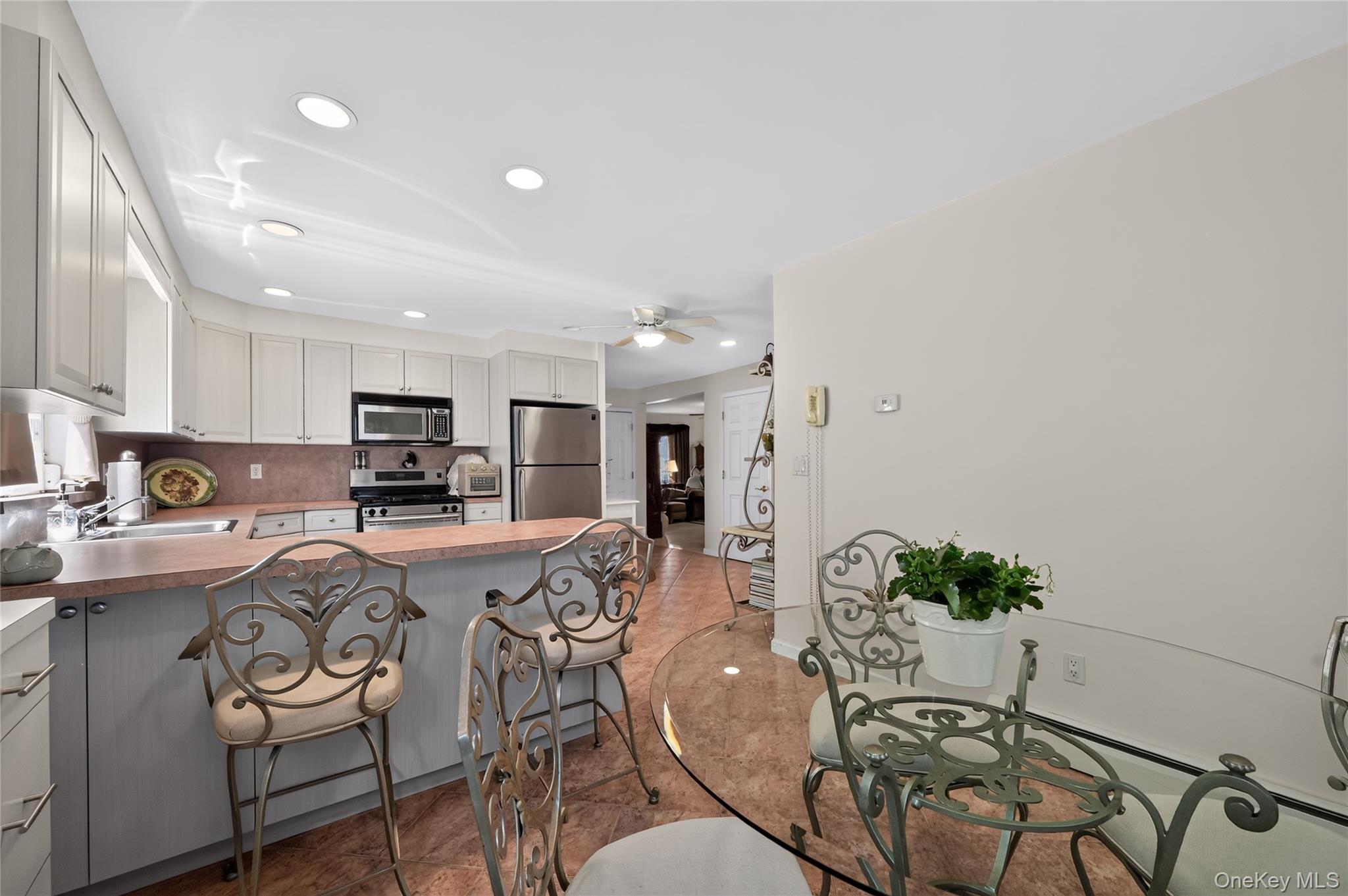 171 Hudson Terrace Property Photo 30