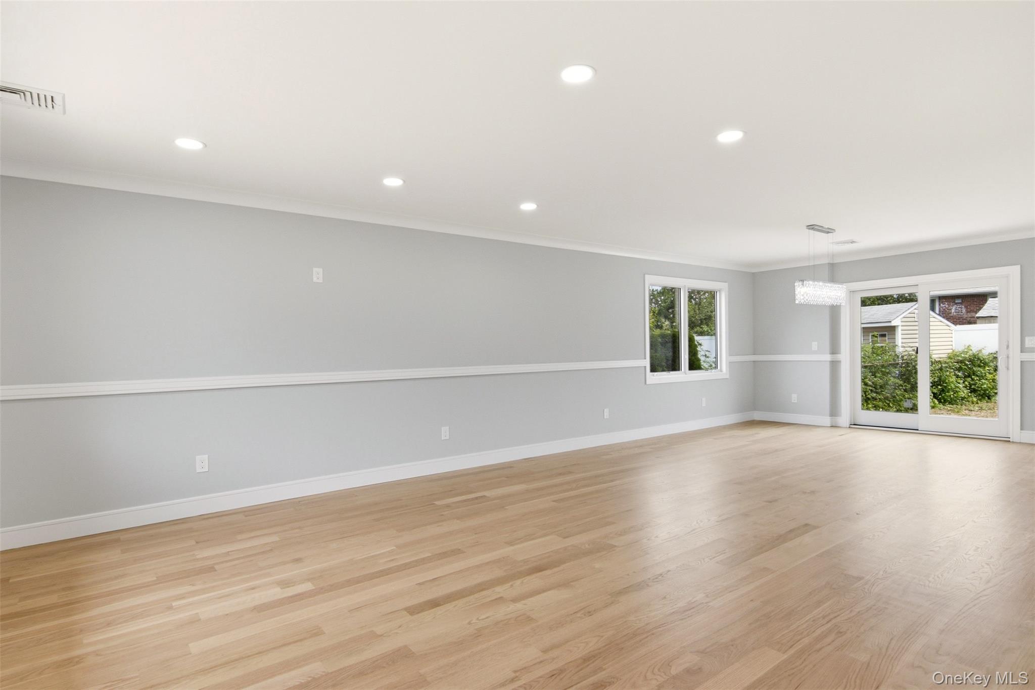 31 Underhill Avenue Property Photo 6
