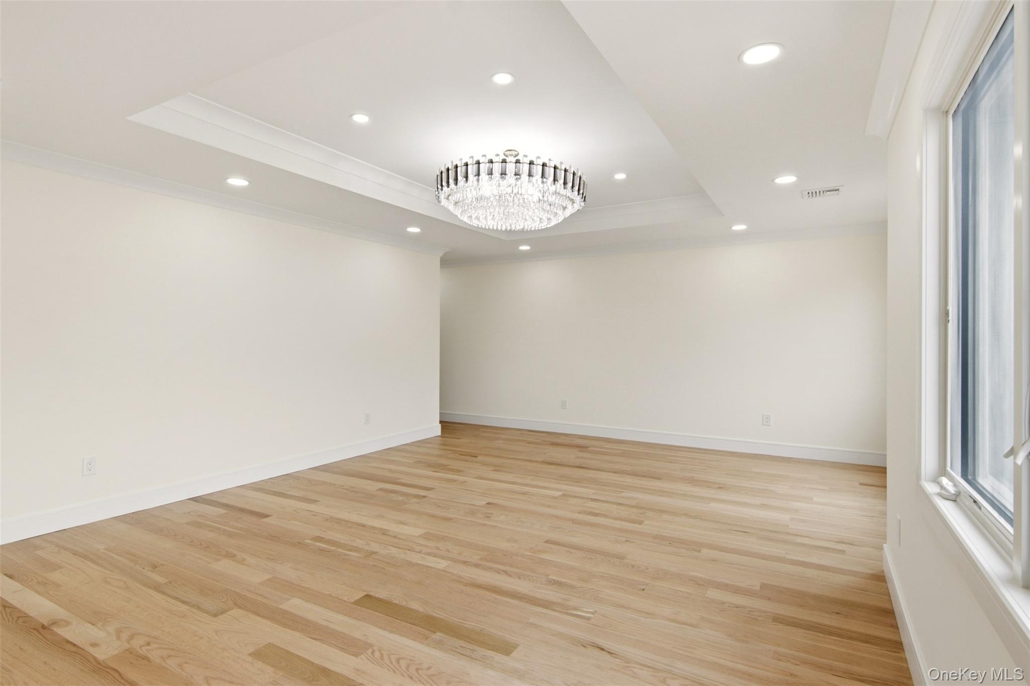 31 Underhill Avenue Property Photo 16