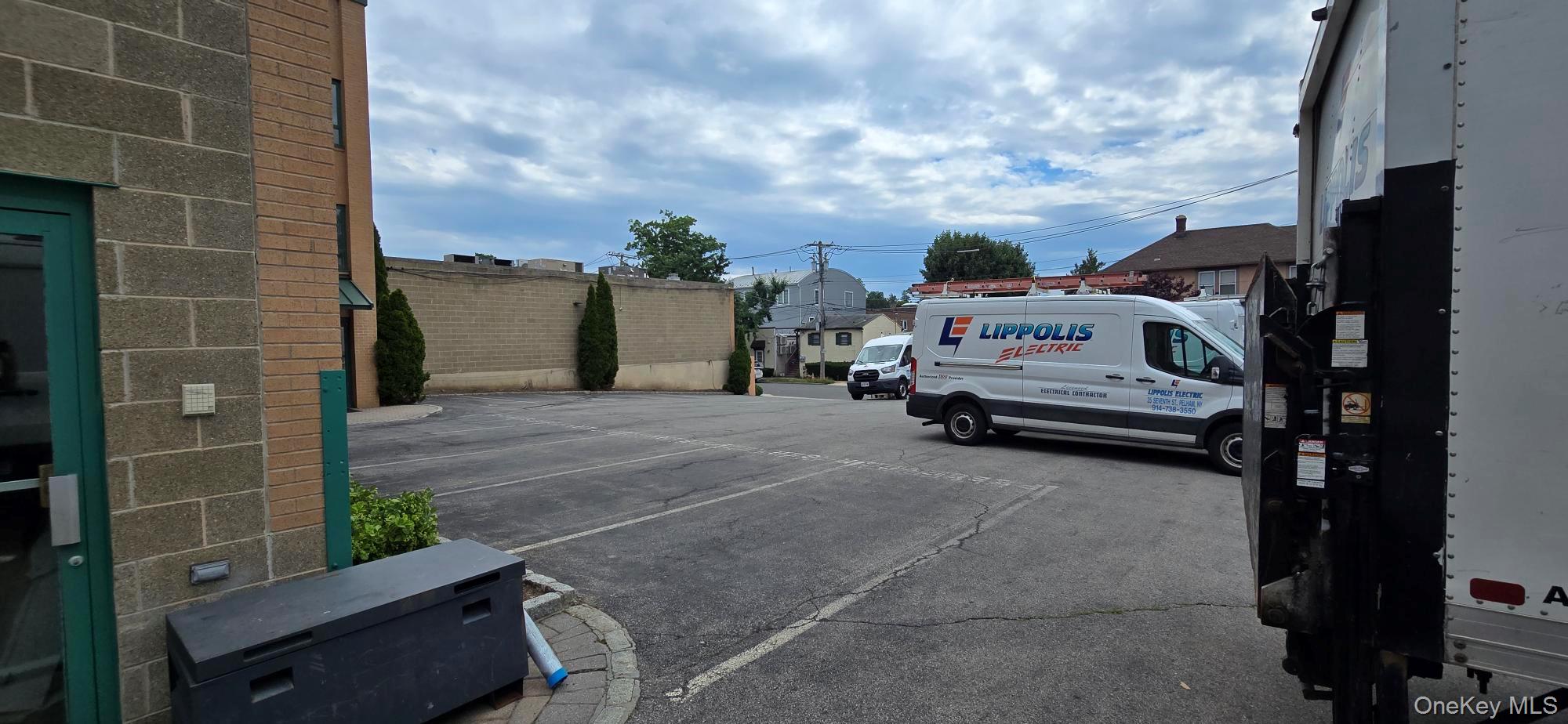 25 7th Street Property Photo 16