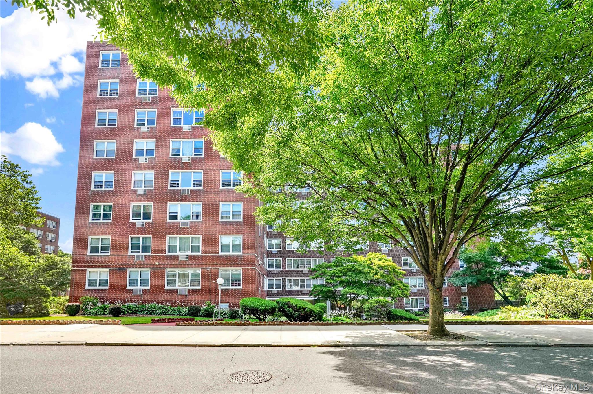 164-20 Highland Avenue 5s Property Photo 1