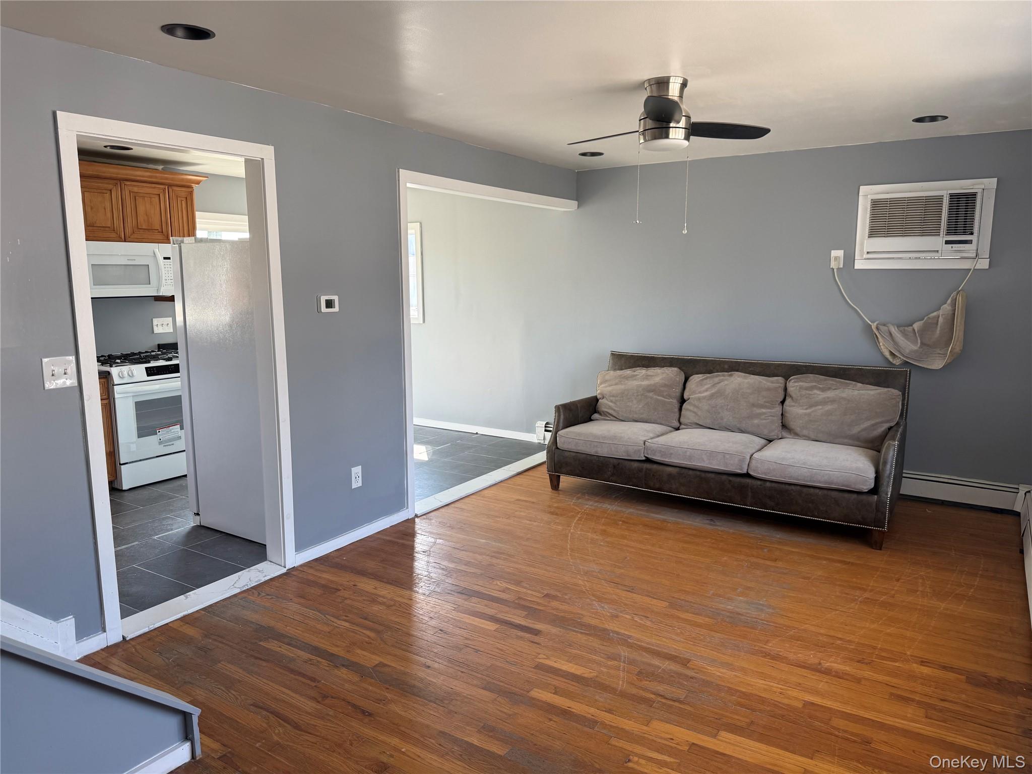 49 Noble Street Property Photo 4