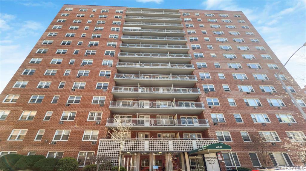 160-10 89th Avenue 9e Property Photo 2