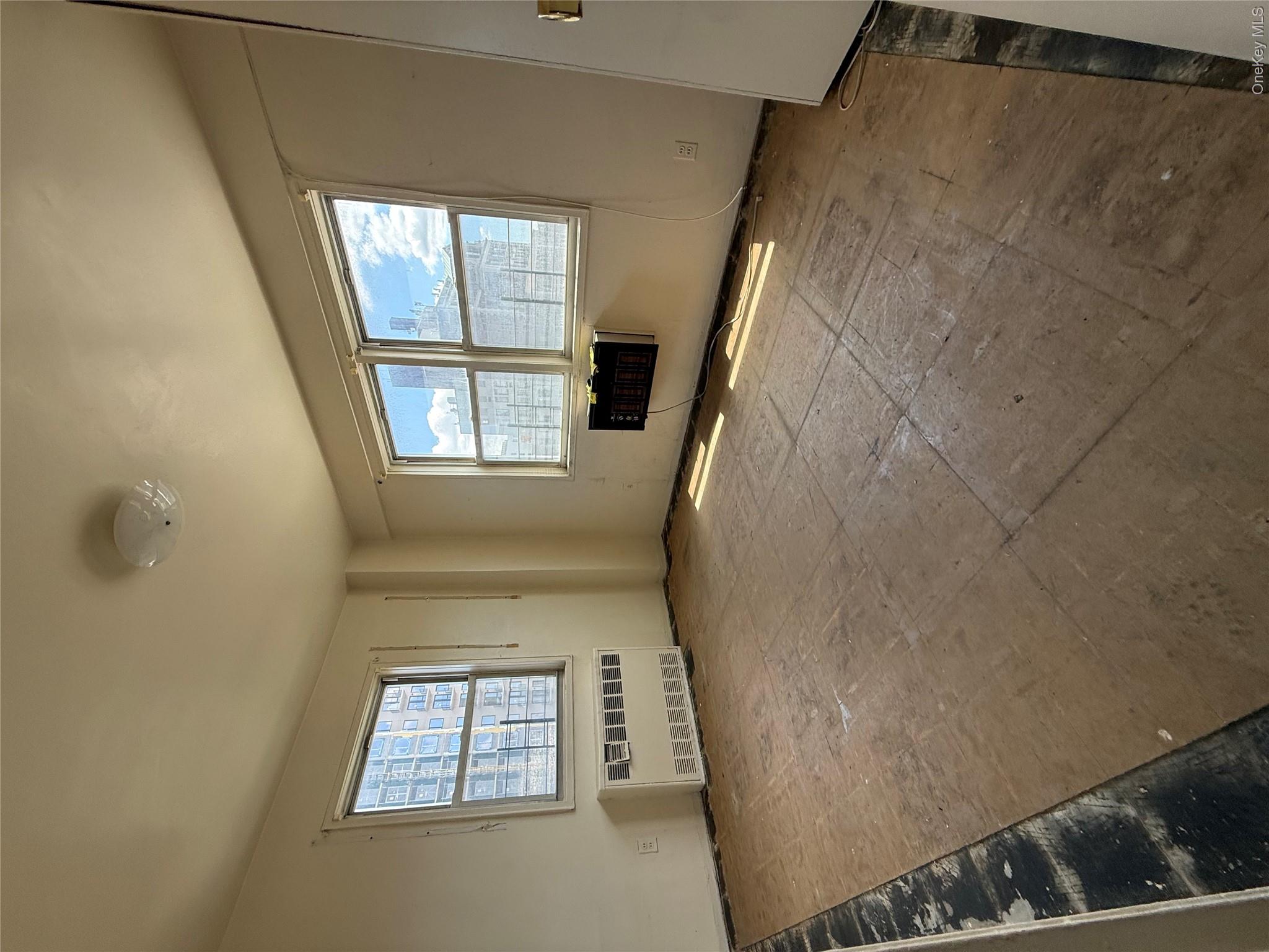 160-10 89th Avenue 9e Property Photo 11