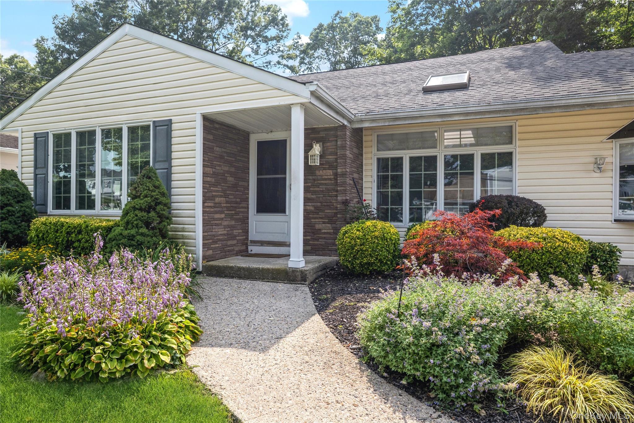 12 Larry Road Property Photo 6