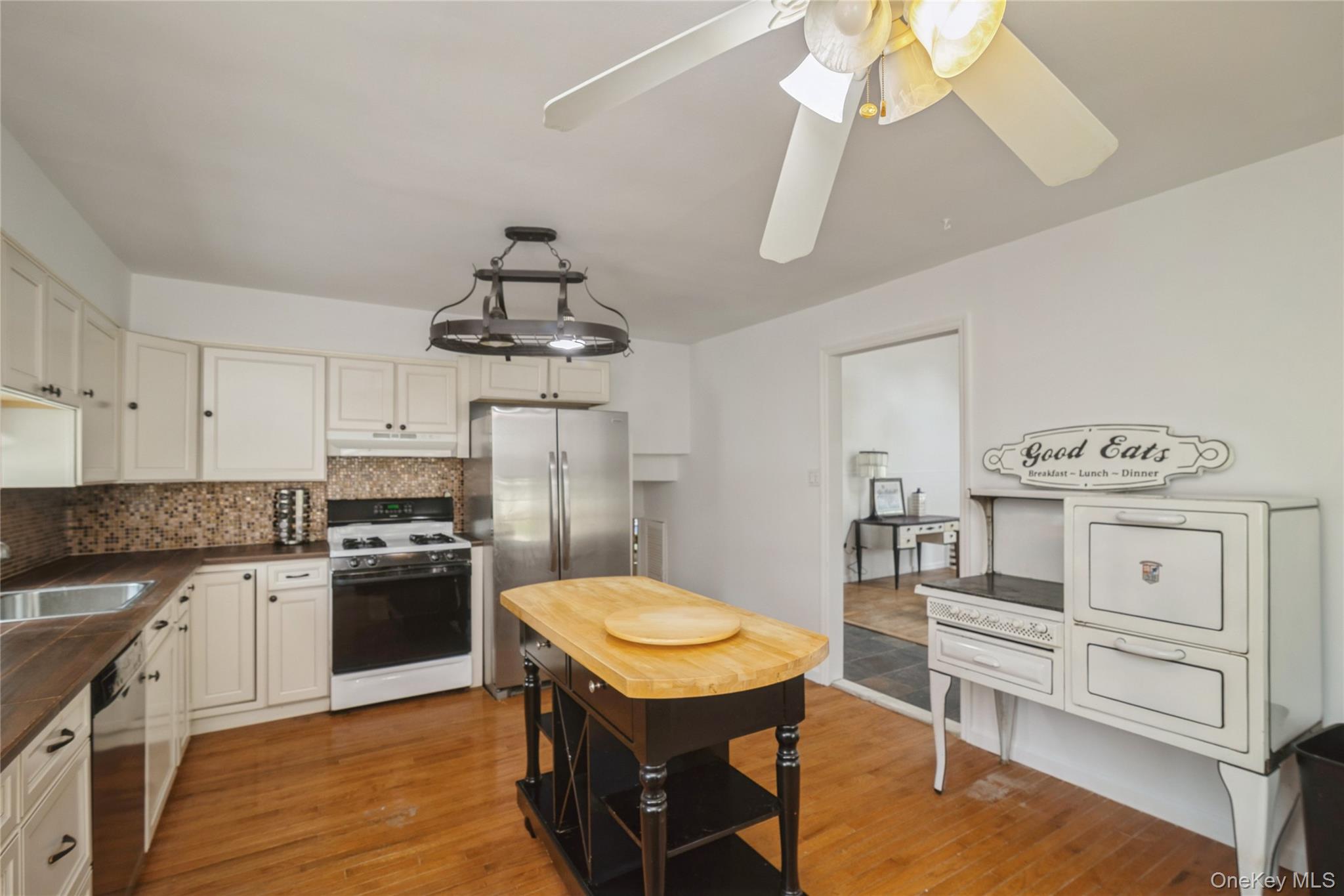 12 Larry Road Property Photo 21