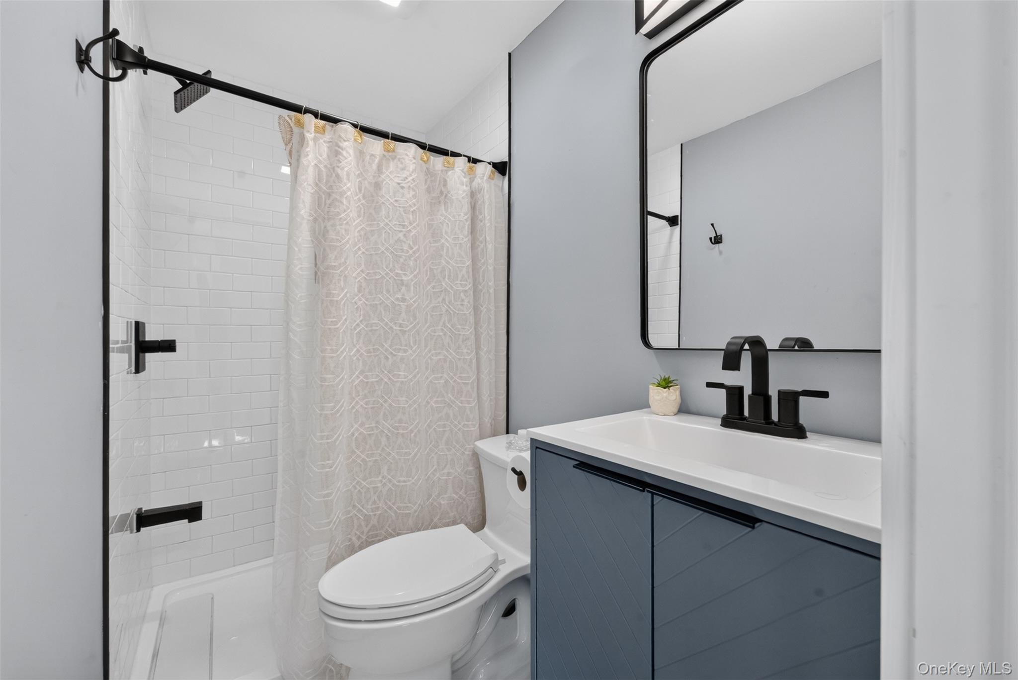 34 Adams Avenue Property Photo 29