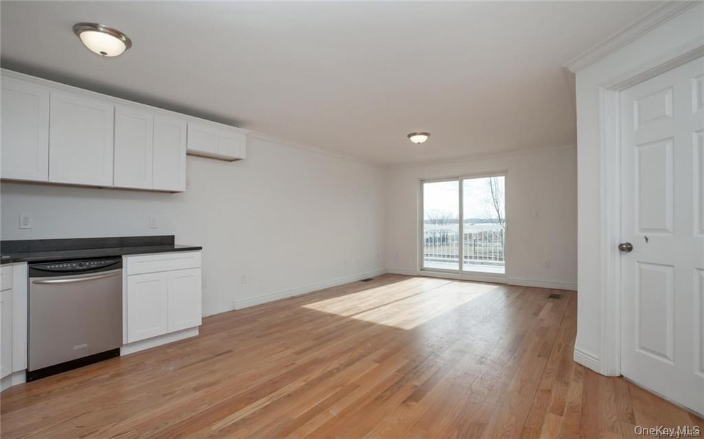 260 Zerega Avenue Property Photo 6