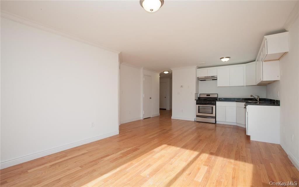 260 Zerega Avenue Property Photo 7