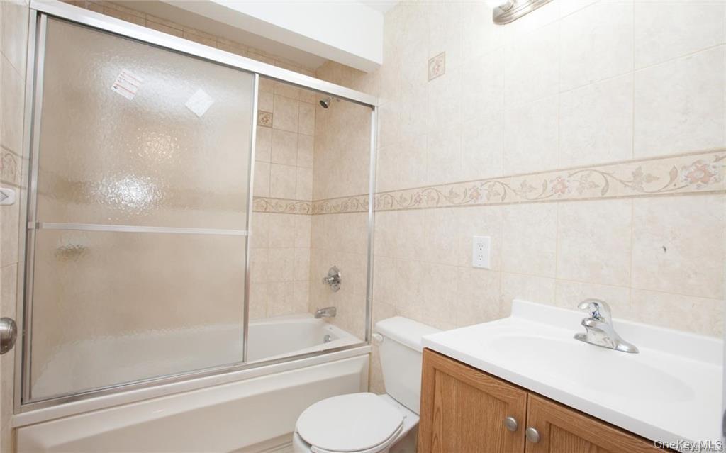 260 Zerega Avenue Property Photo 11