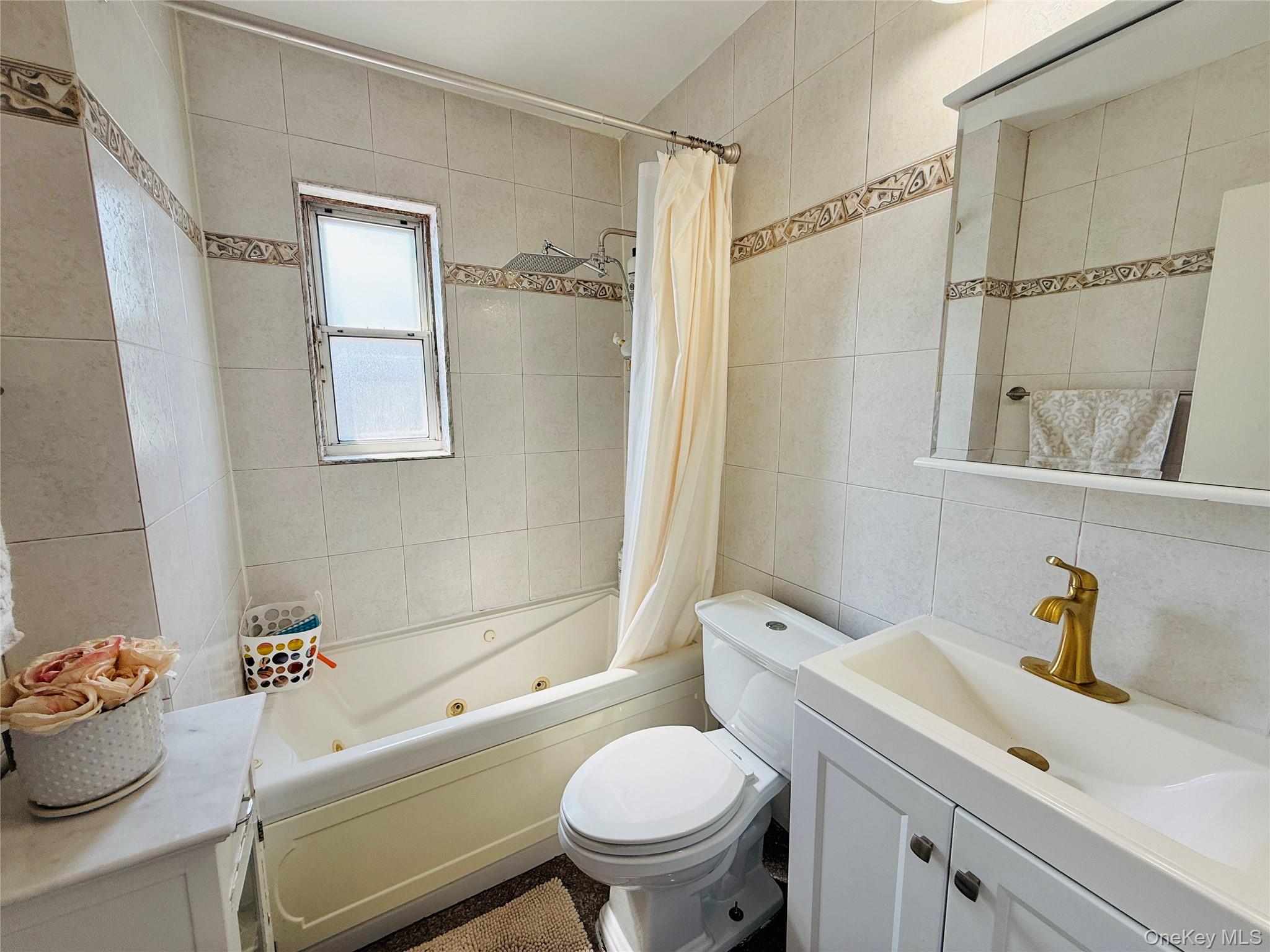 1626 Bayview Avenue Property Photo 15