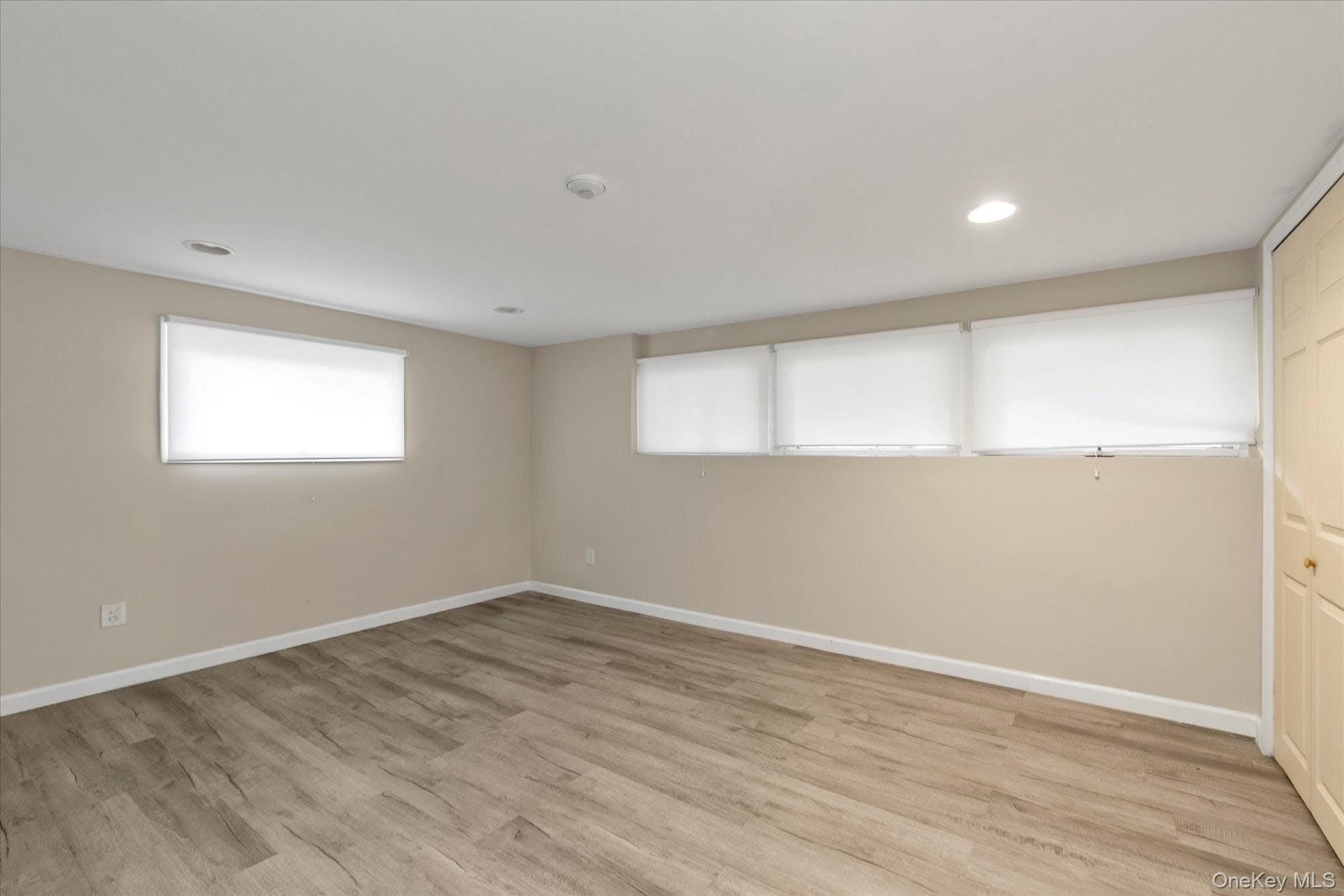 964 Cranford Avenue Property Photo 16
