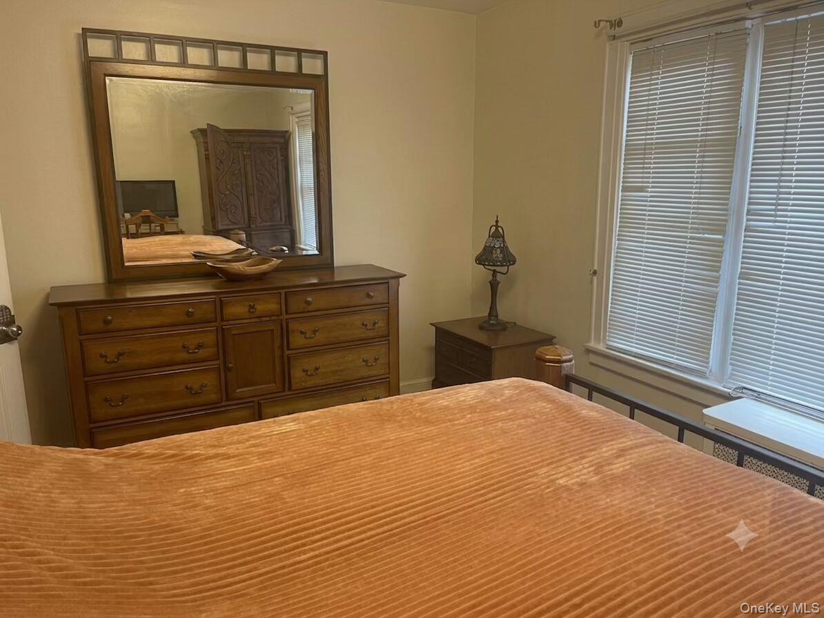 10506 221st Street Property Photo 25