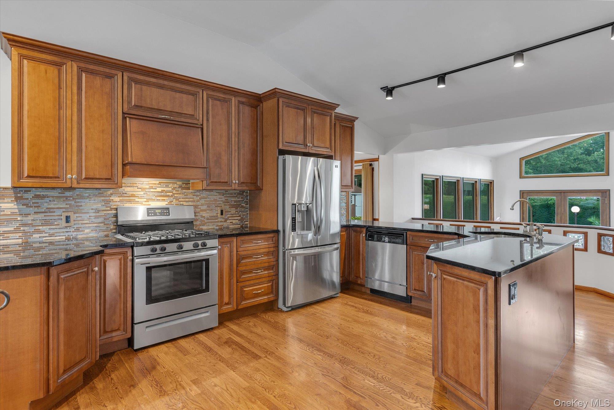 517 Ocean Avenue Property Photo 4