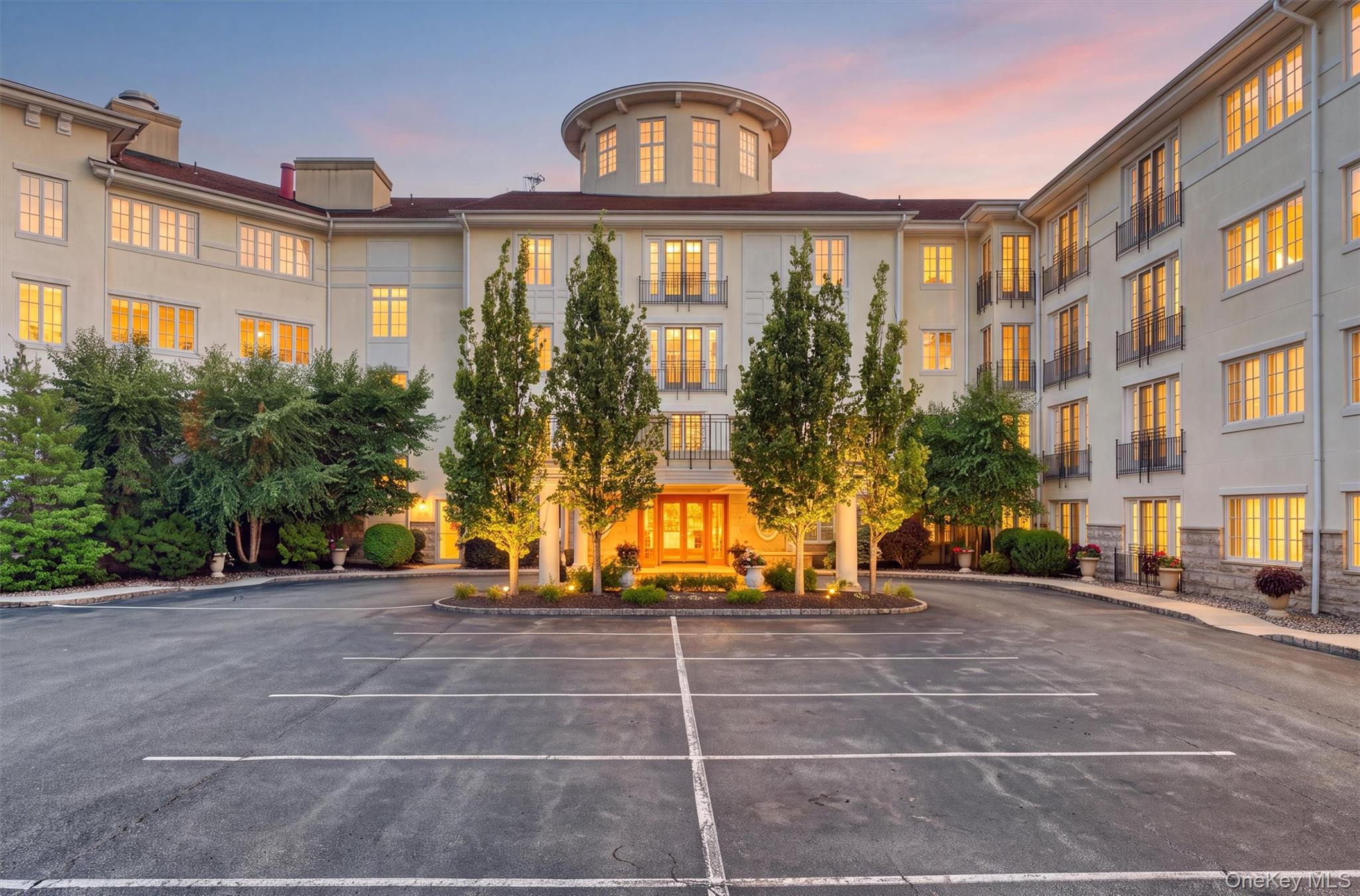 436 Trump Park Property Photo 1