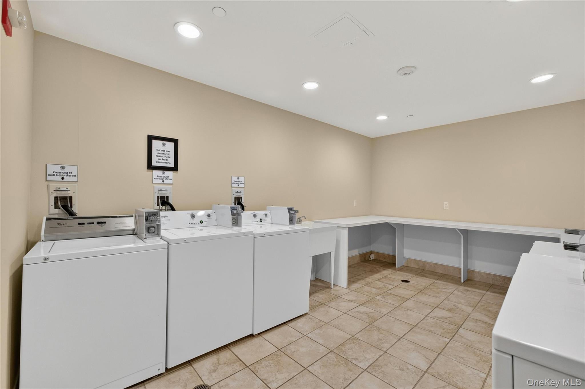 436 Trump Park Property Photo 43