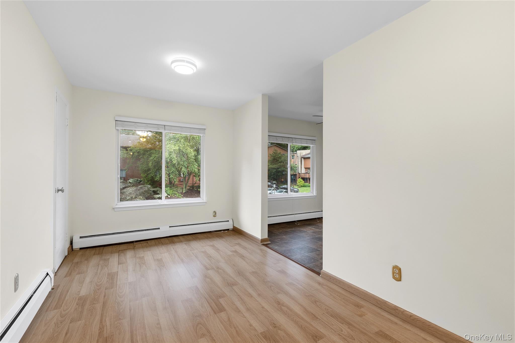 47 Coachlight Square Property Photo 4