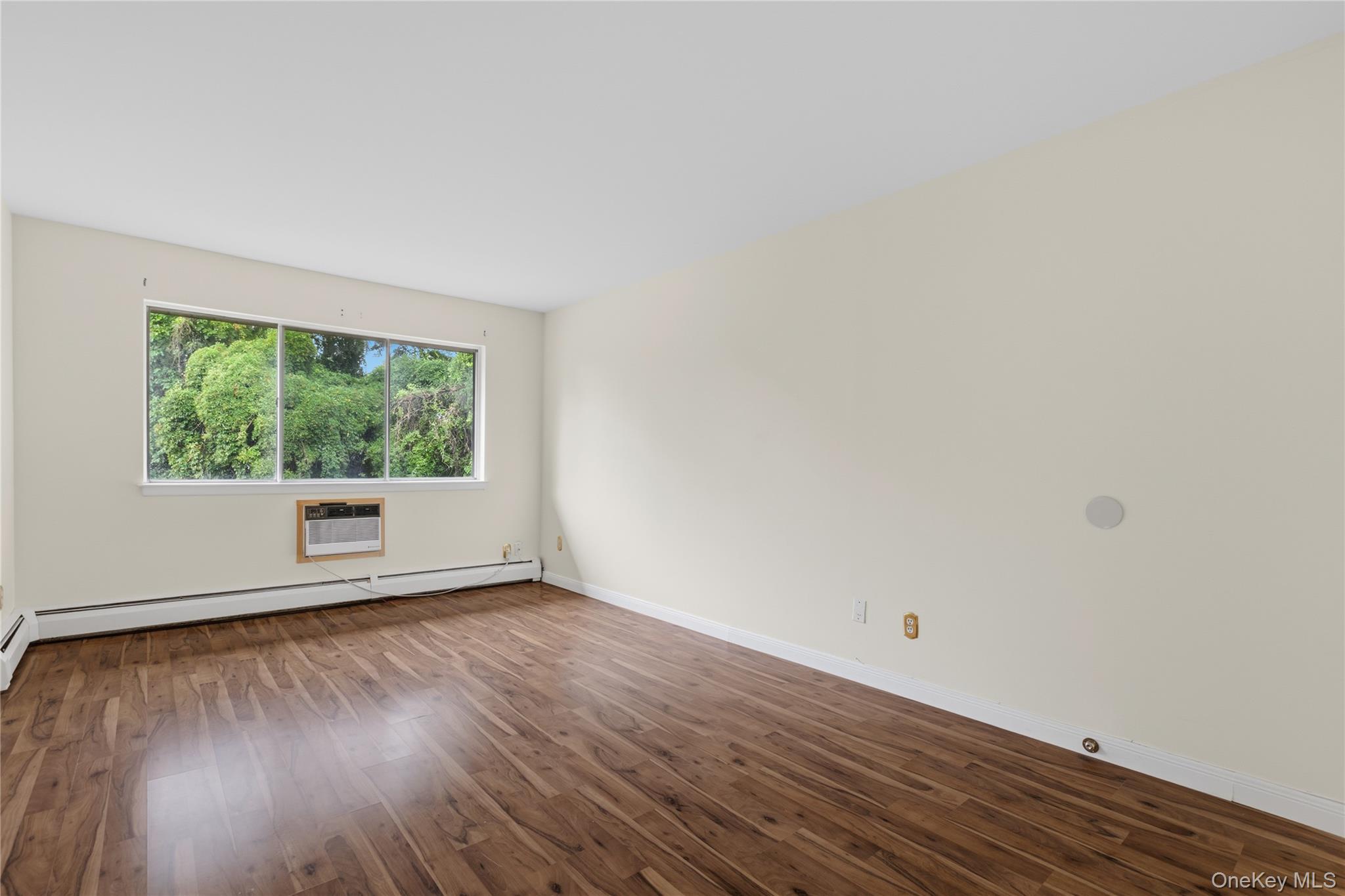 47 Coachlight Square Property Photo 15