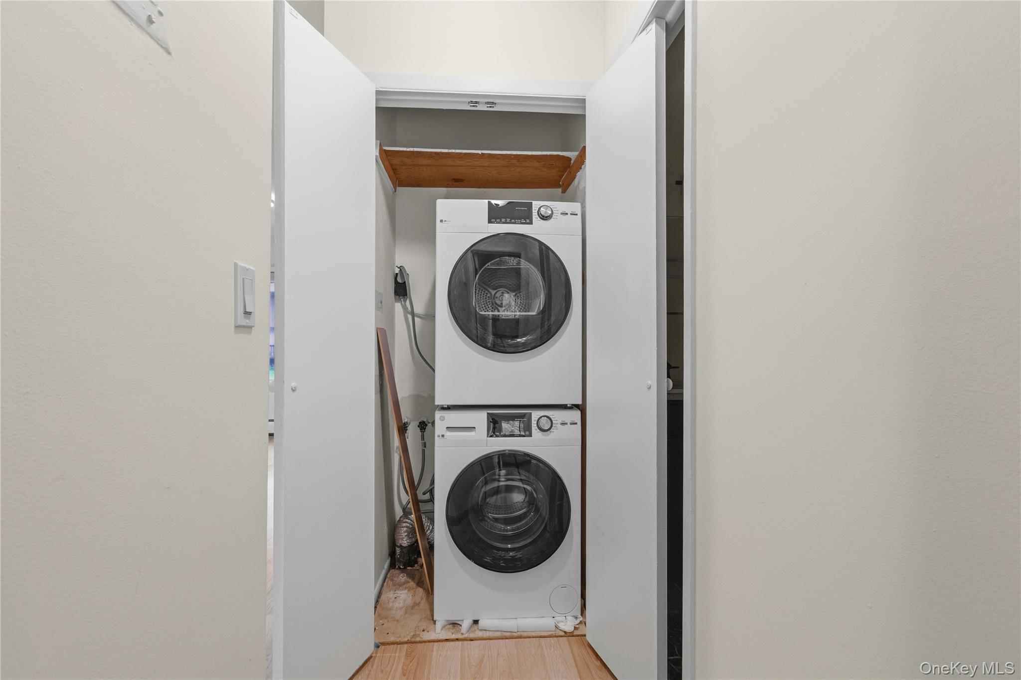 47 Coachlight Square Property Photo 17