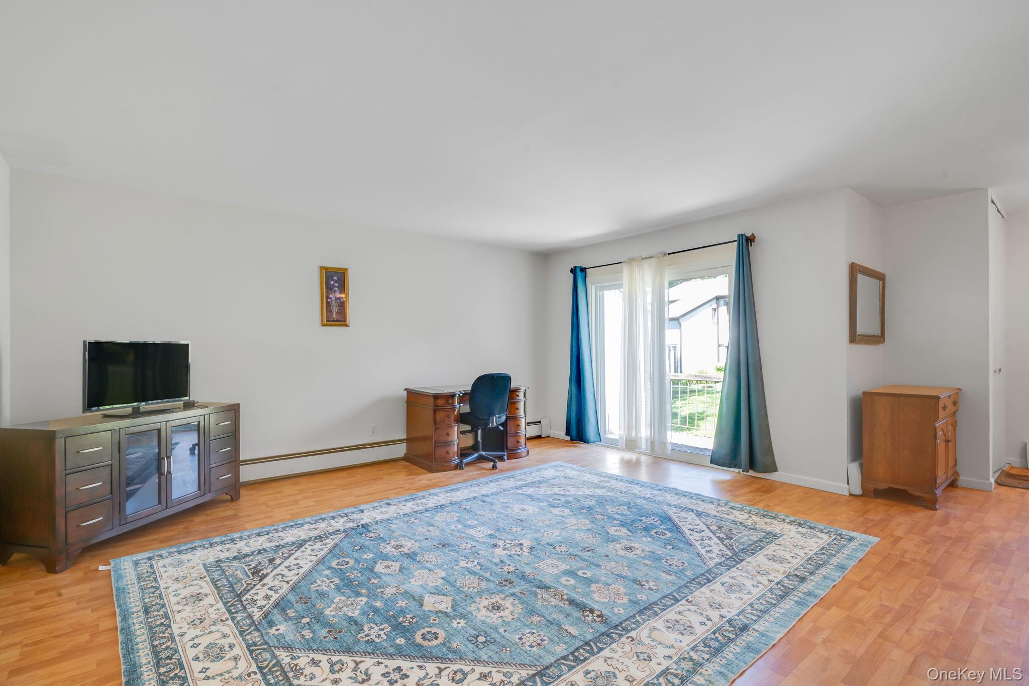 35 Richmond Boulevard 4b Property Photo 5
