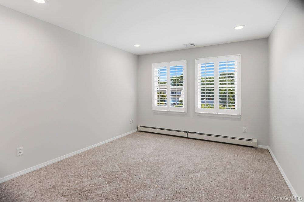 15 Victoria Court Property Photo 31