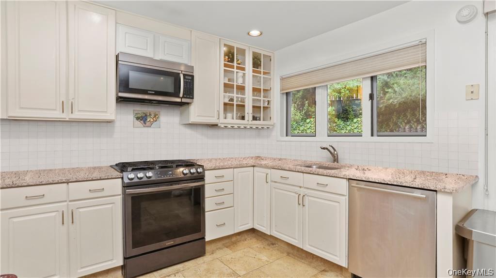 4 Pinewood Circle Property Photo 7