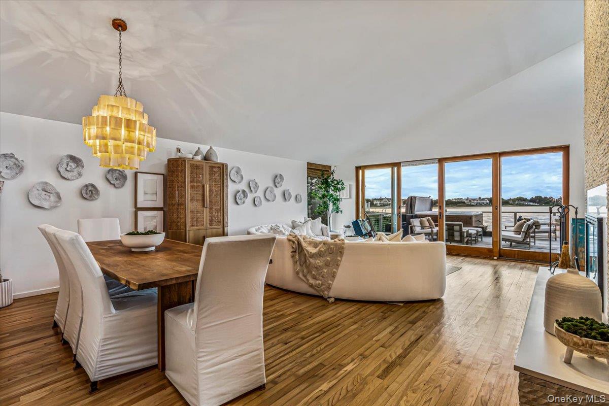 1025615 Property Photo 6