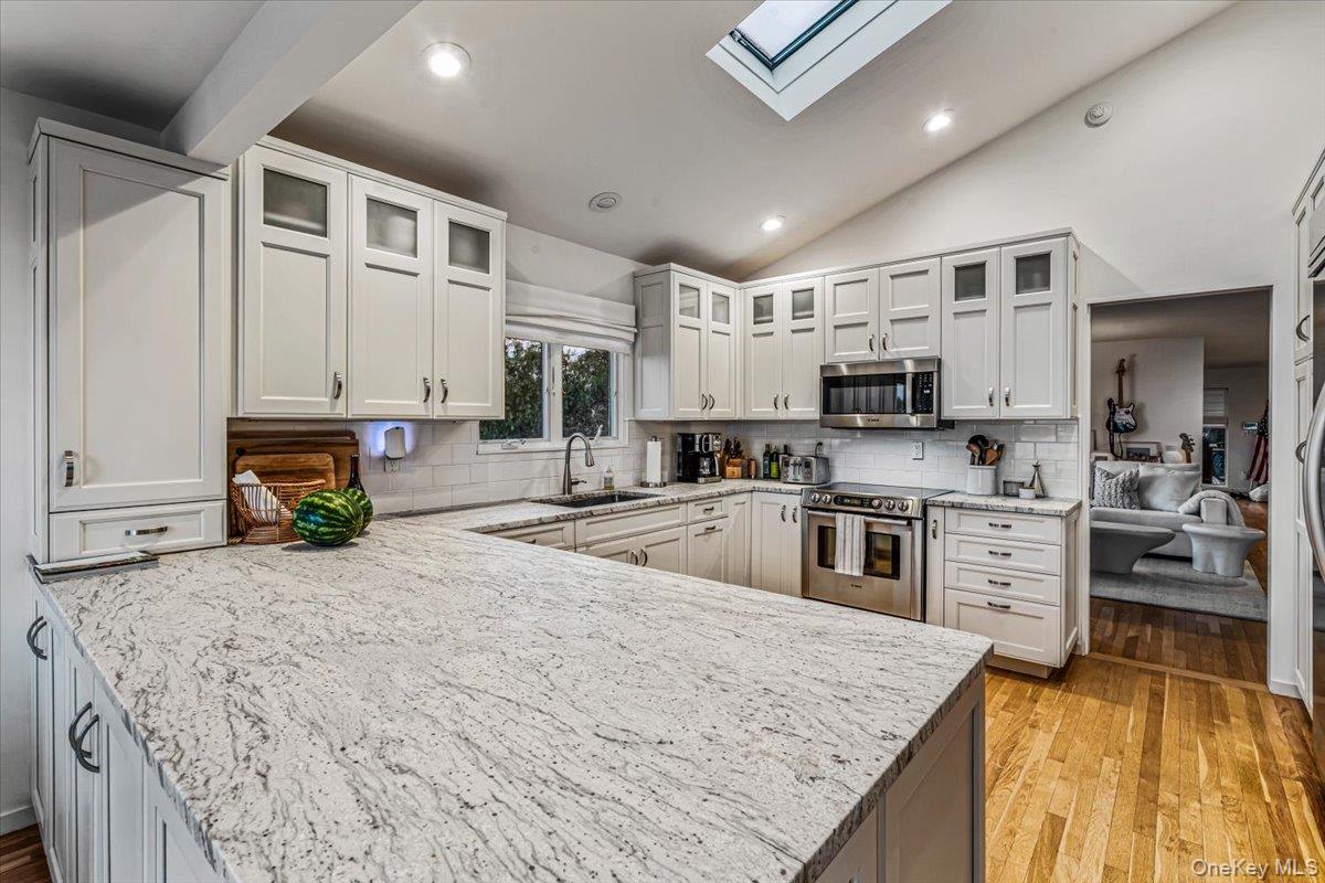 1025615 Property Photo 11