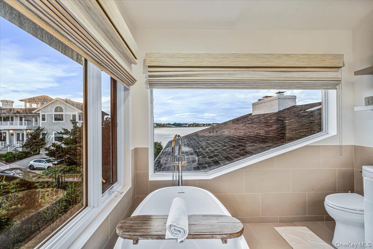 1025615 Property Photo 25