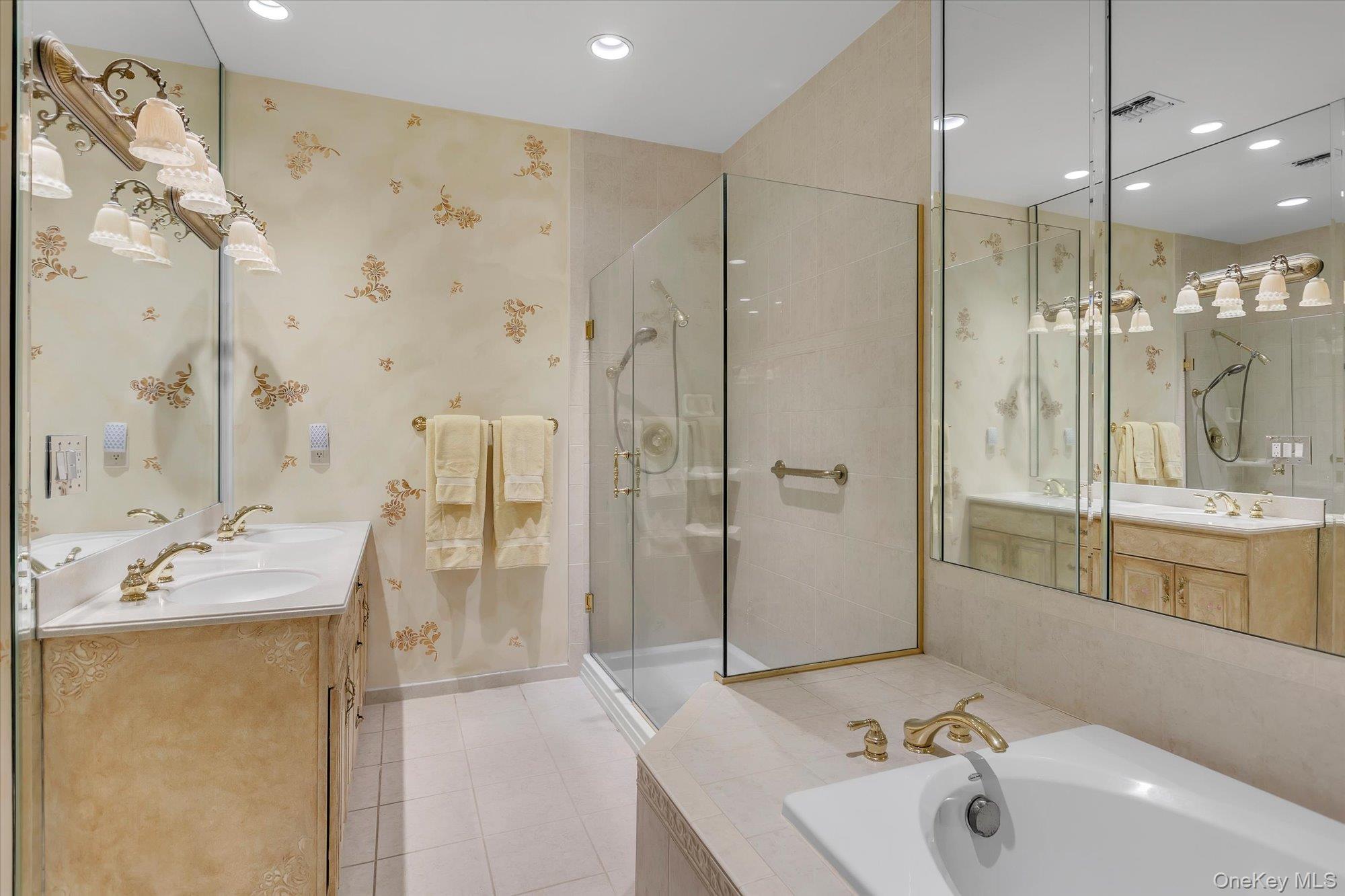 742 Verona Drive Property Photo 12
