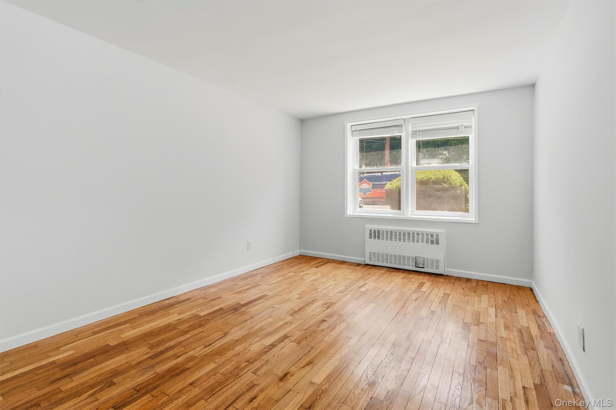 679 Warburton Avenue 2r Property Photo 18
