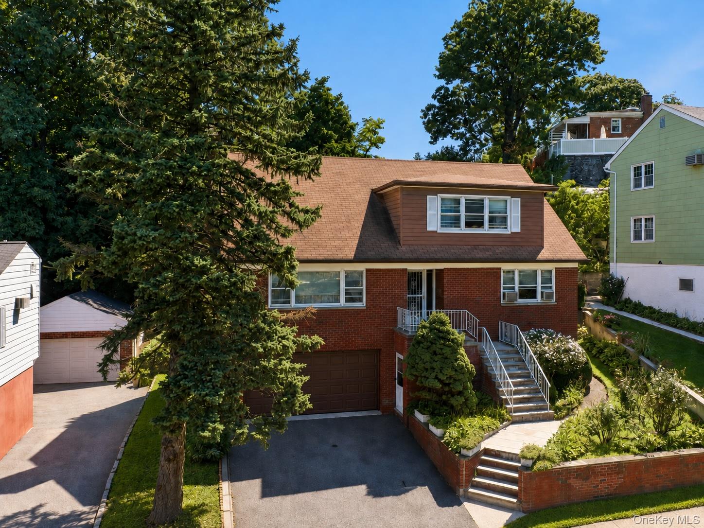 172 Park Hill Avenue Property Photo 1
