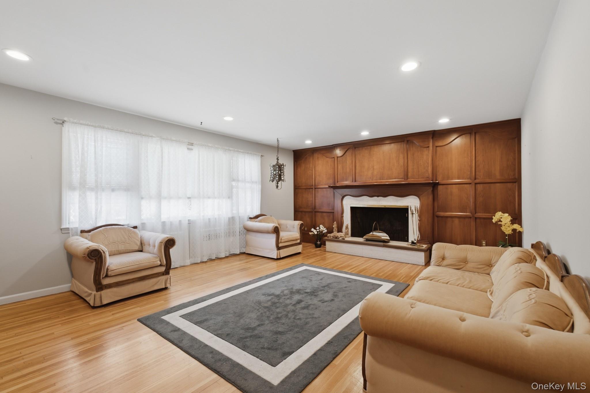 172 Park Hill Avenue Property Photo 2