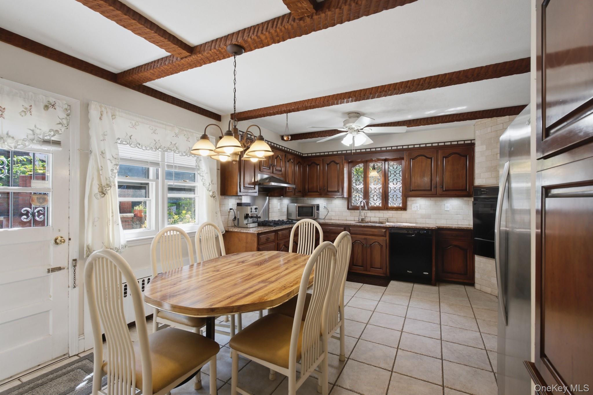 172 Park Hill Avenue Property Photo 6
