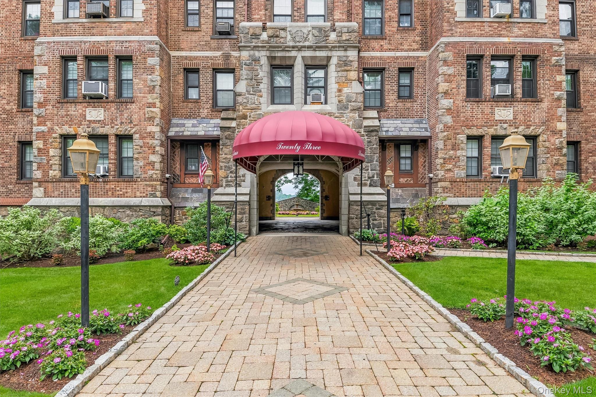 23 Old Mamaroneck Rd Apt. 5q Property Photo 4