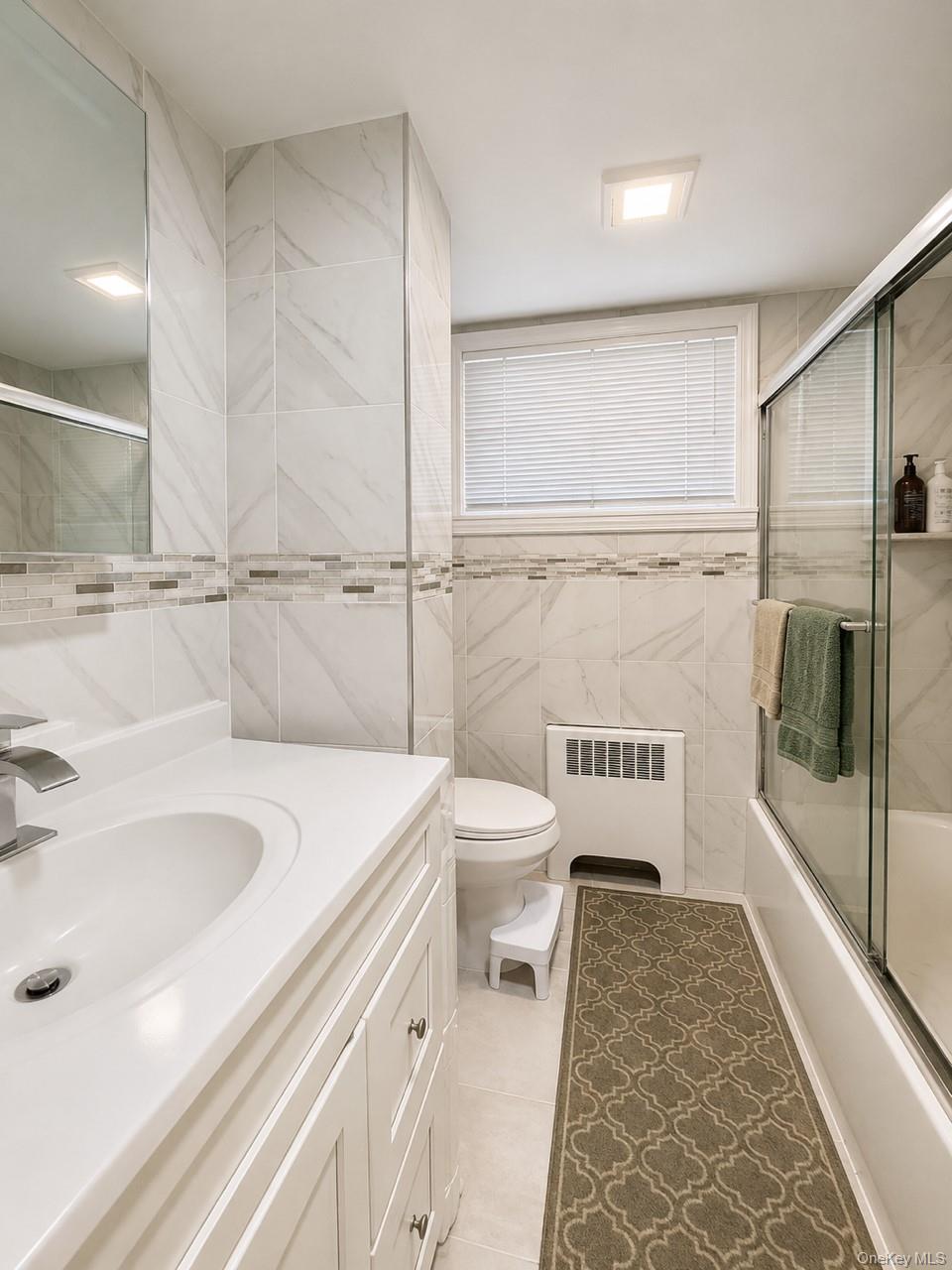 886 Woodmere Drive Property Photo 27
