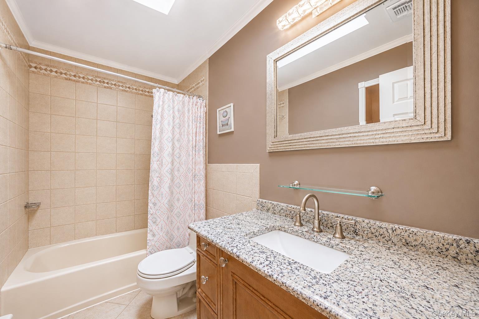 12 Alice Lane Property Photo 30