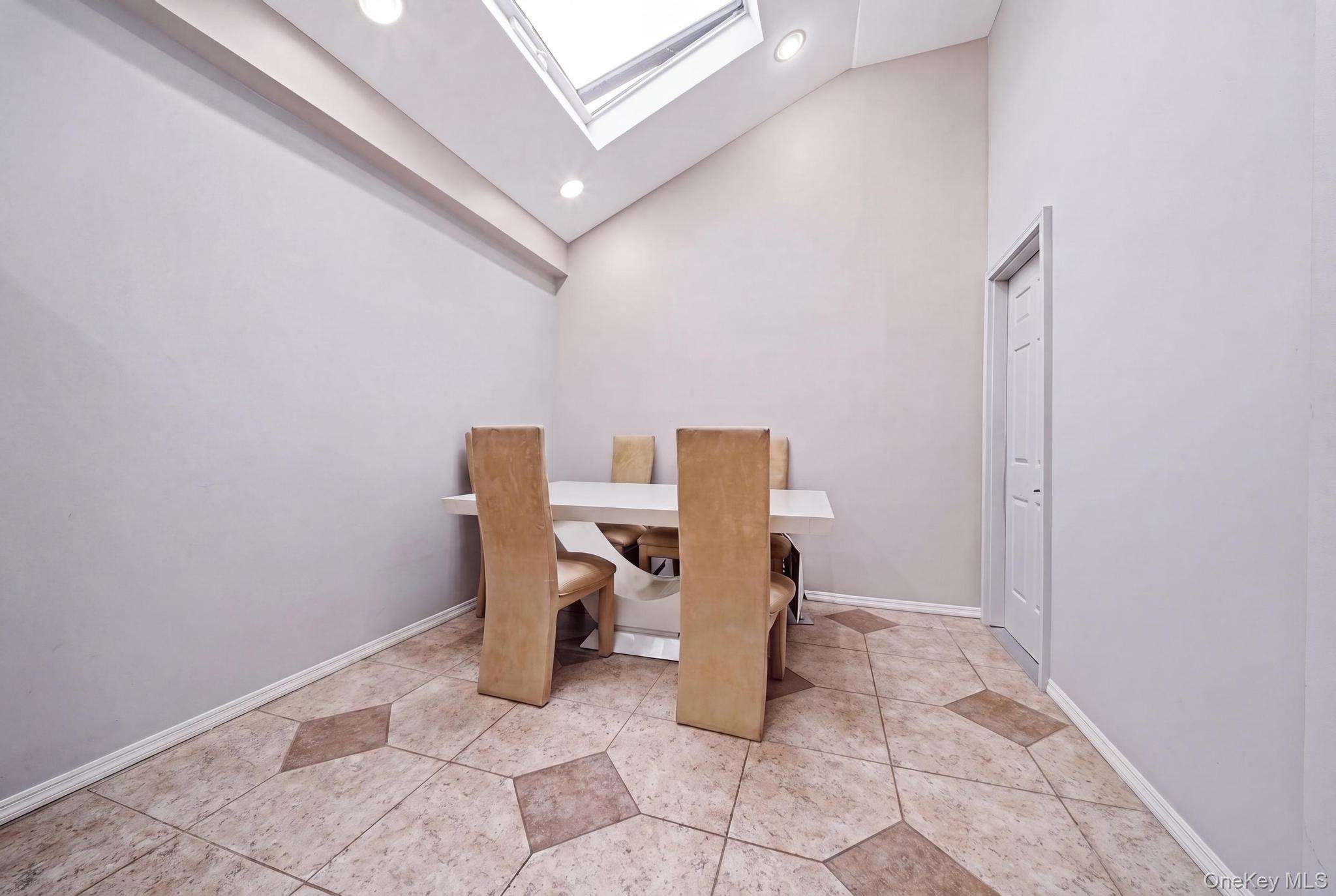5 Delaware Avenue Property Photo 11