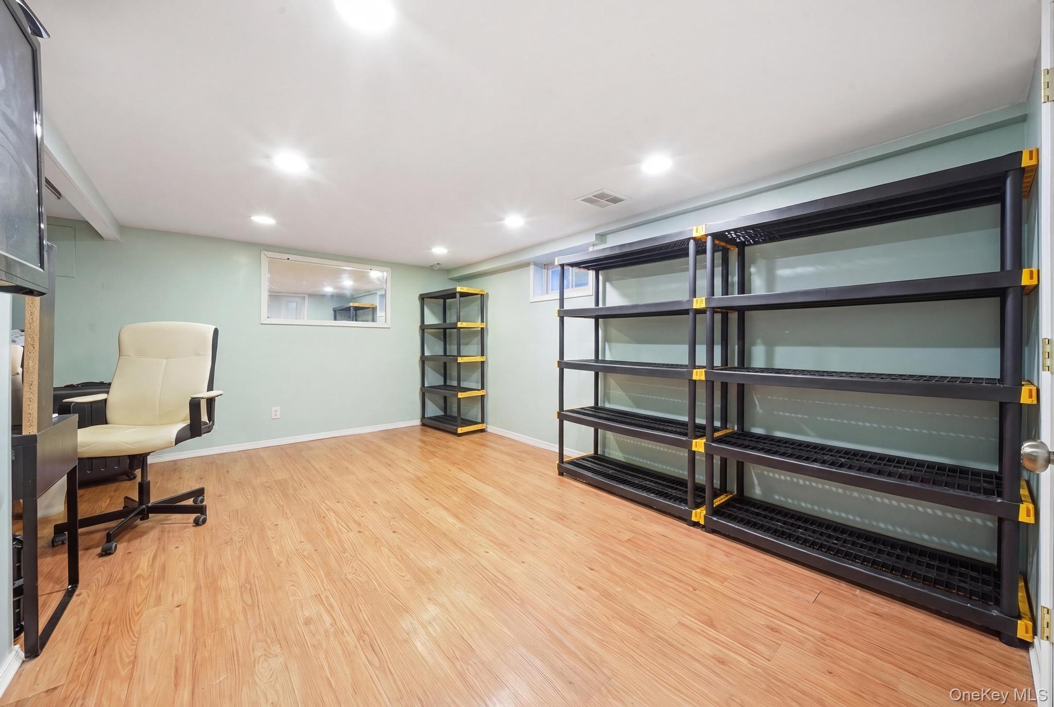 5 Delaware Avenue Property Photo 19