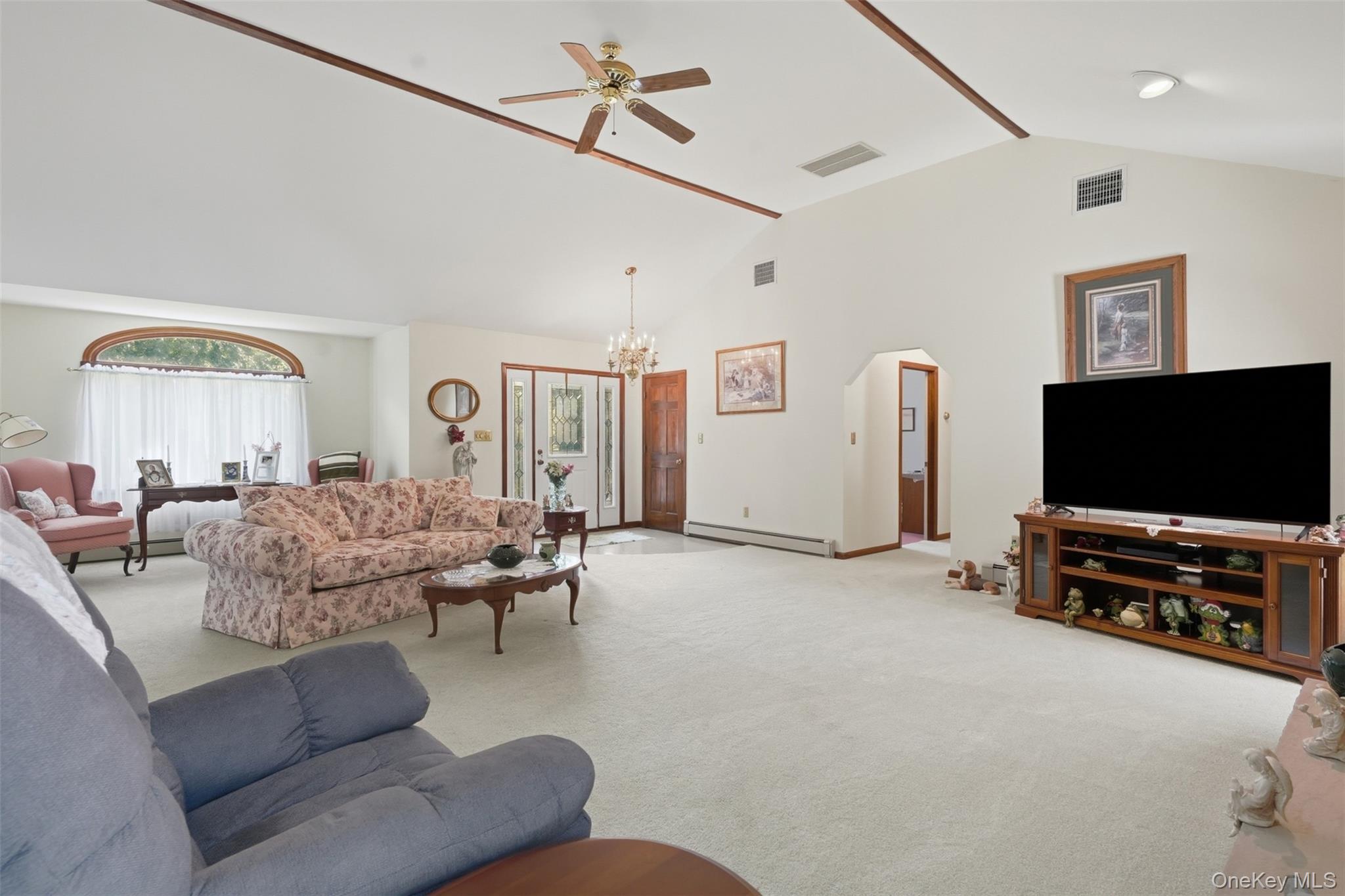 806 Peenpack Trail Property Photo 5