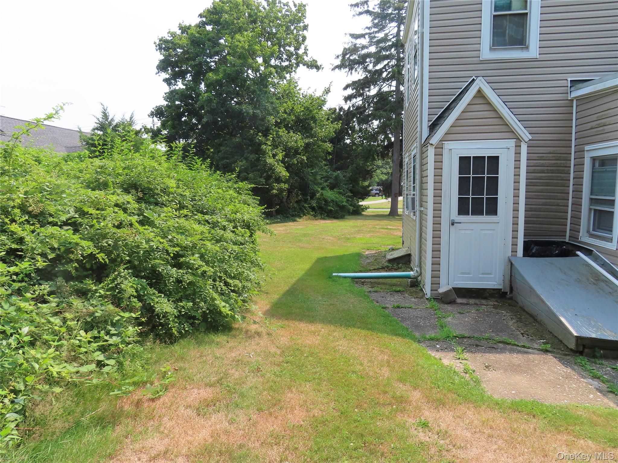 26 Rollstone Avenue Property Photo 6