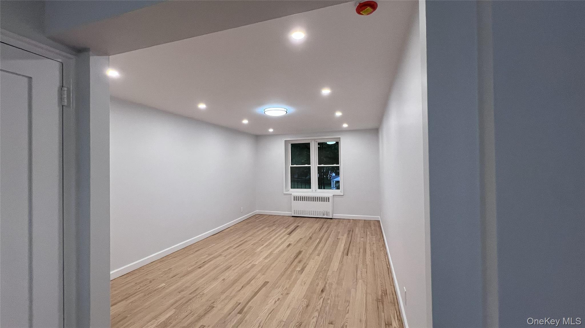 625 Gramatan Avenue 1a Property Photo 10