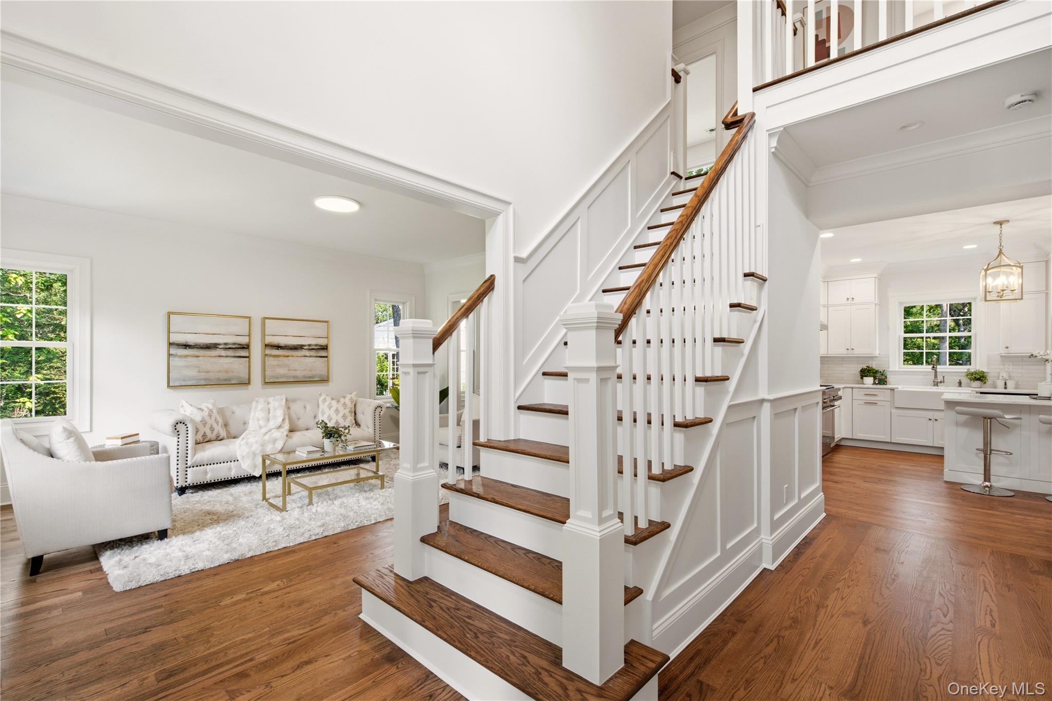 5 Glen Way Property Photo 3
