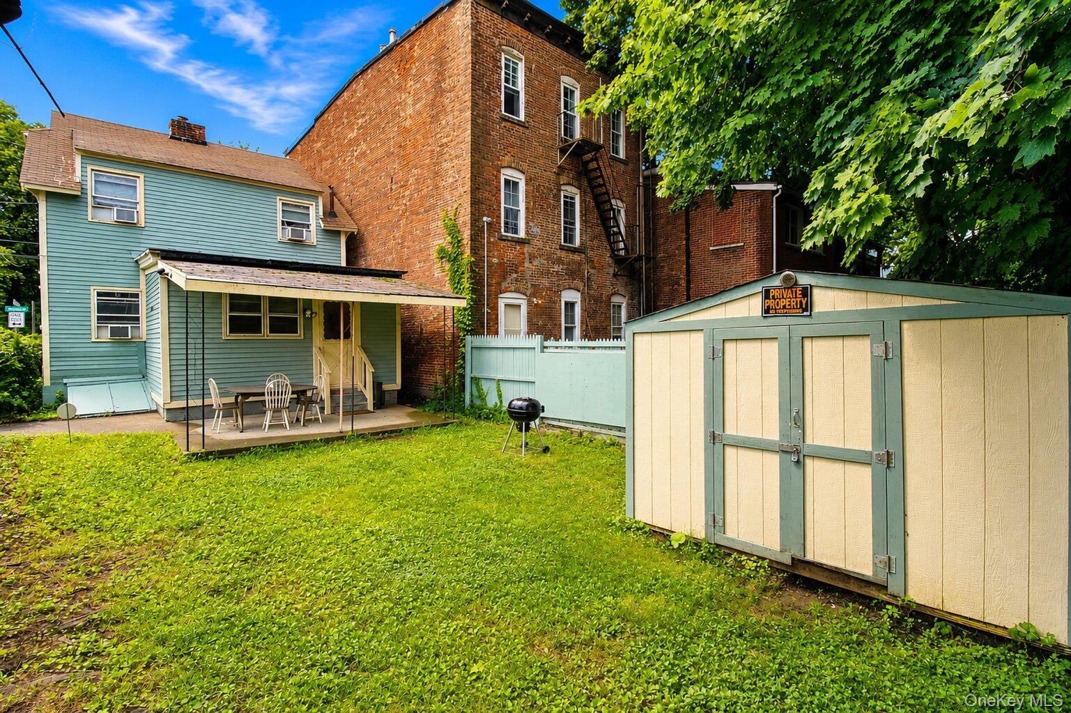105 Carson Avenue Property Photo 6
