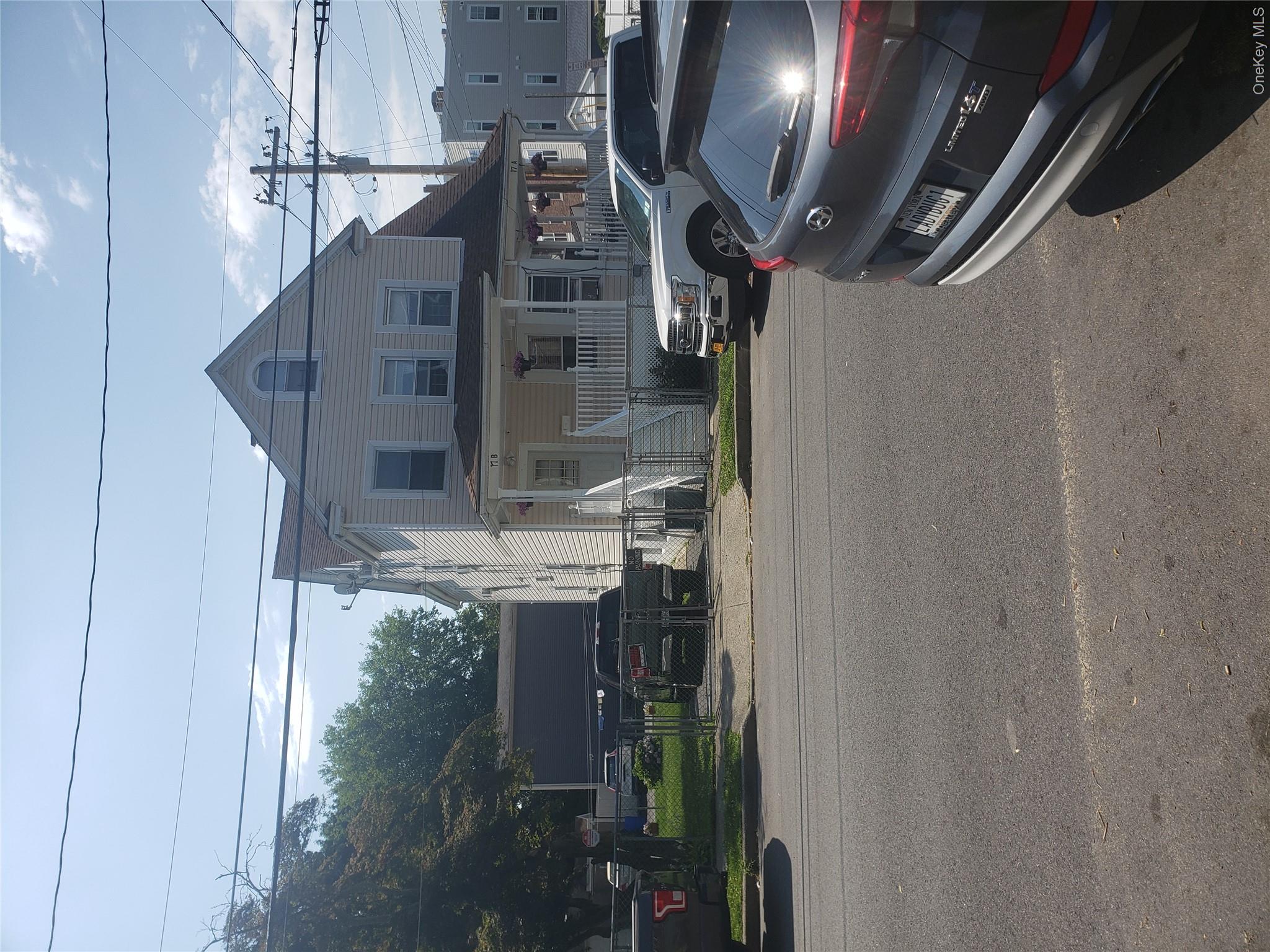 105 Carson Avenue Property Photo 17
